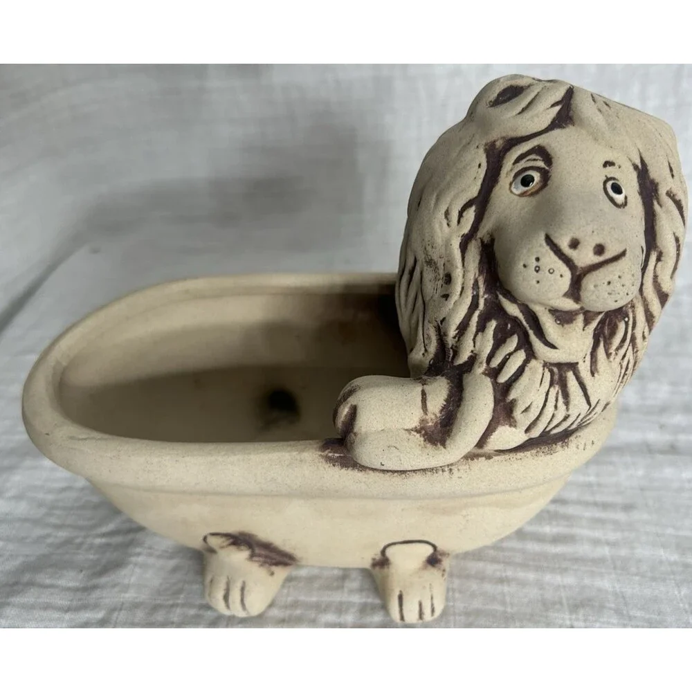 Vintage MCM Lion in a Bathtub Art Pottery Planter Vase 5.5”T 7.5”W Soap Holder